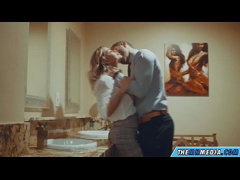 ❤️ Кад те прсата плавуша заведе у јавном тоалету Секс на sr.image-kassir.ru ❌❤